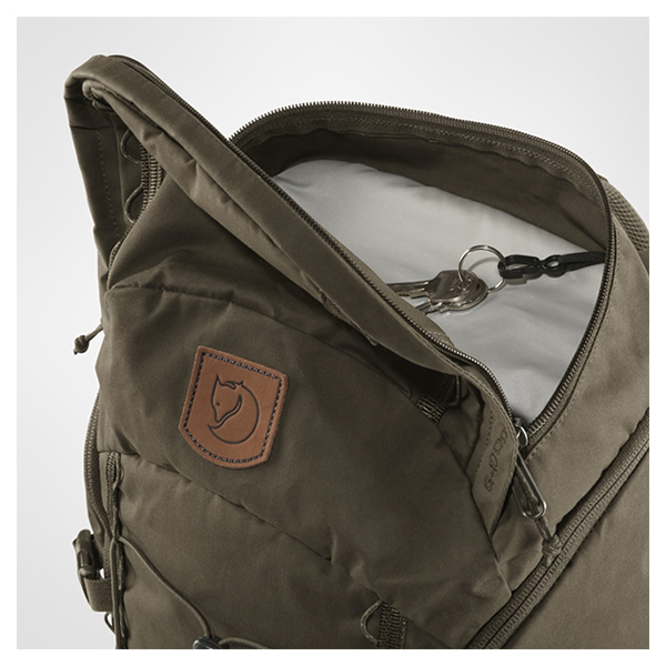 Singi 28 | BACKPACK | フェールラーベン | FJALLRAVEN | 日本